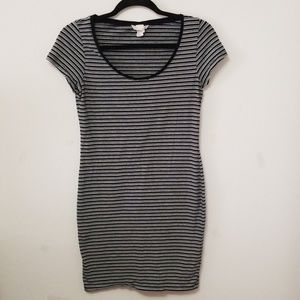 2/$16💎H&M Body Con T-shirt Dress